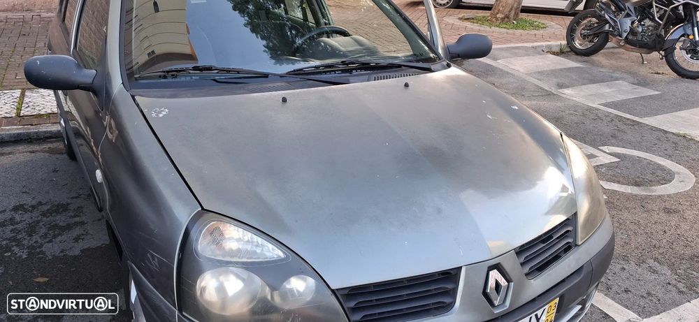 Renault Clio 1.2 16V Confort - 6