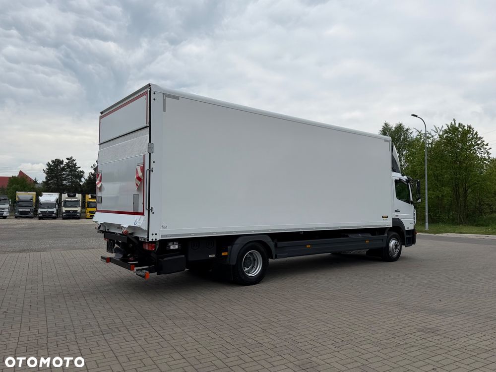 Mercedes-Benz ATEGO - 10