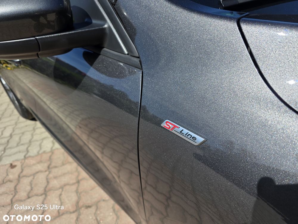 Ford Kuga 1.5 EcoBoost ST-LINE - 22