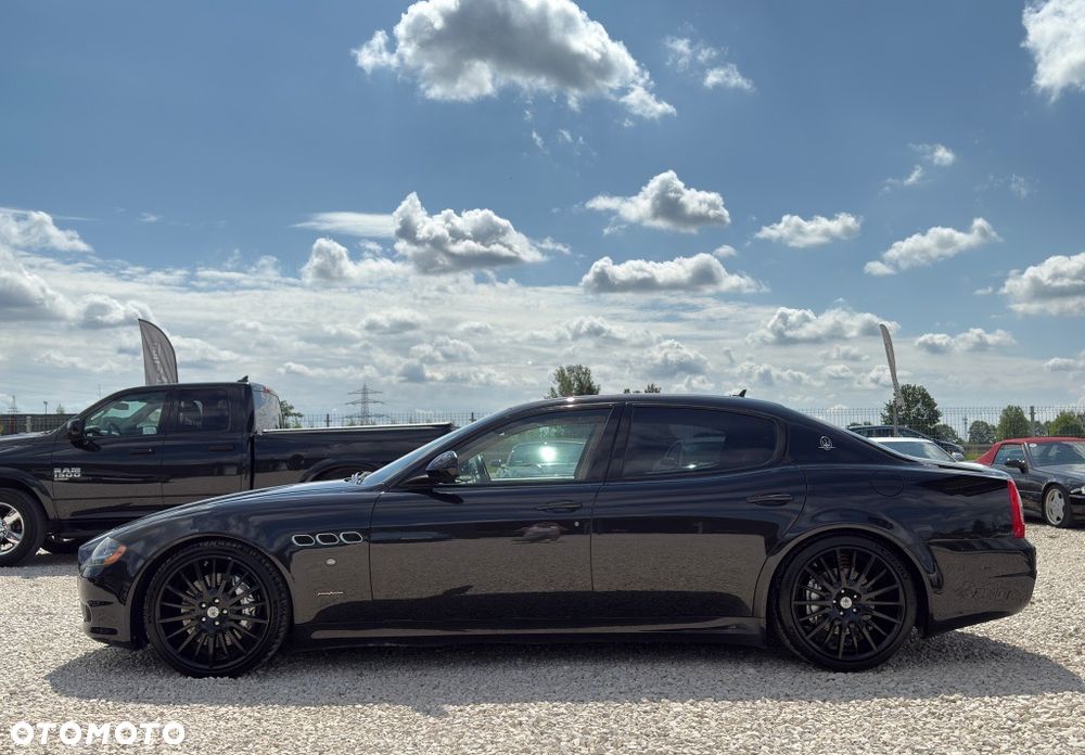 Maserati Quattroporte - 7