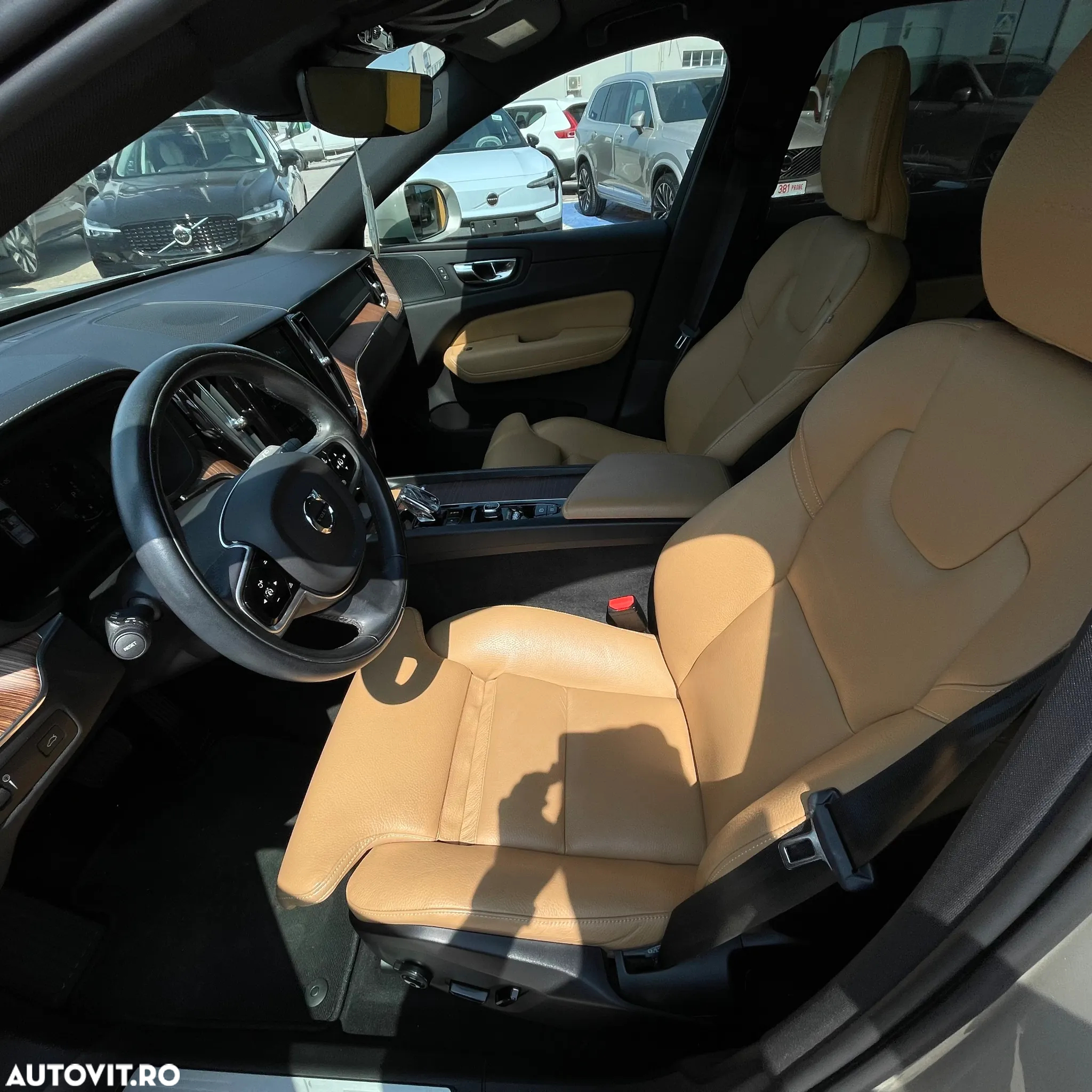 Volvo XC 60 B4 MHEV AWD Inscription - 8