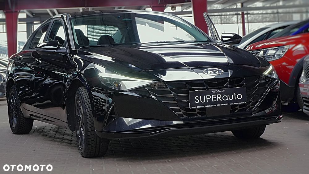 Hyundai Elantra 1.6 Smart CVT - 3