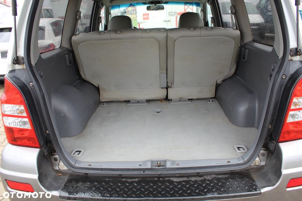 Hyundai Terracan - 18