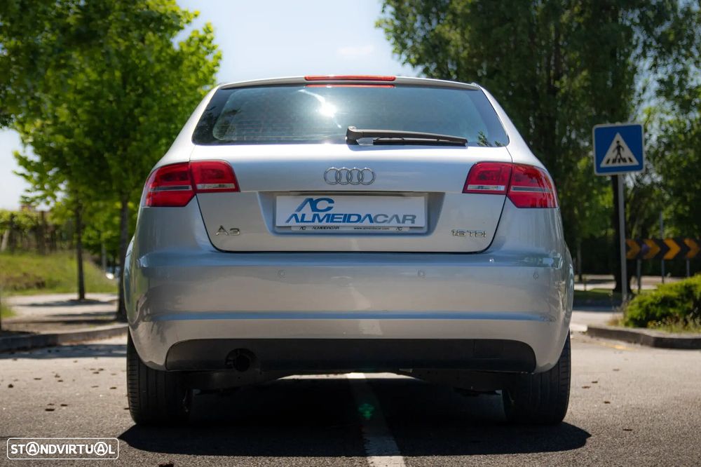 Audi A3 Sportback 1.6 TDI Attraction - 26
