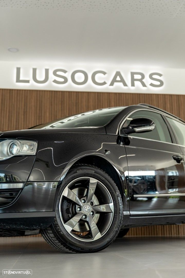 VW Passat Variant 2.0 TDi Highline - 33