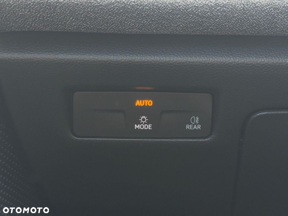 Volkswagen Passat - 29