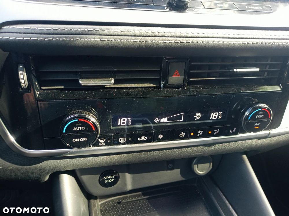Nissan Qashqai 1.5 e-POWER N-Connecta - 25