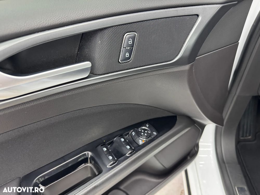 Ford Mondeo 2.0 TDCI Start-Stopp PowerShift-Aut Titanium - 23