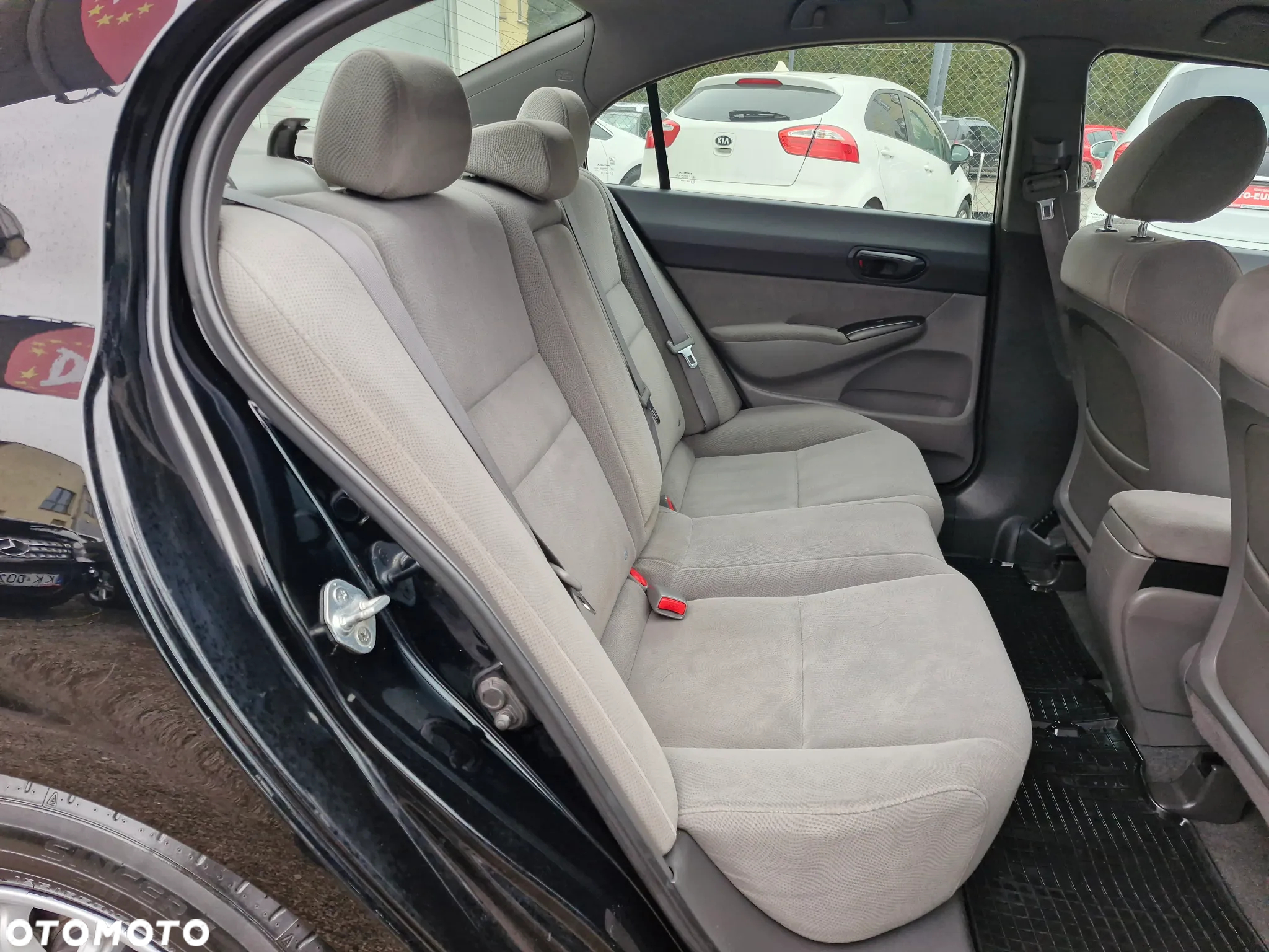 Honda Civic 1.8 Comfort - 16