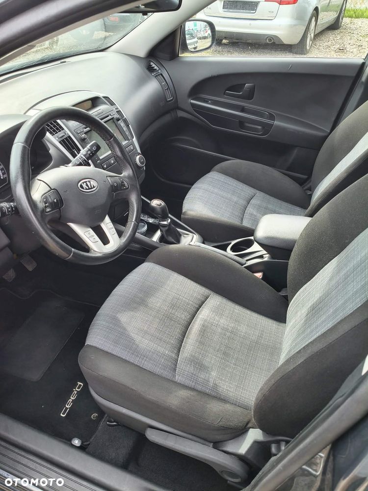 Kia Ceed 1.6 Comfort - 8