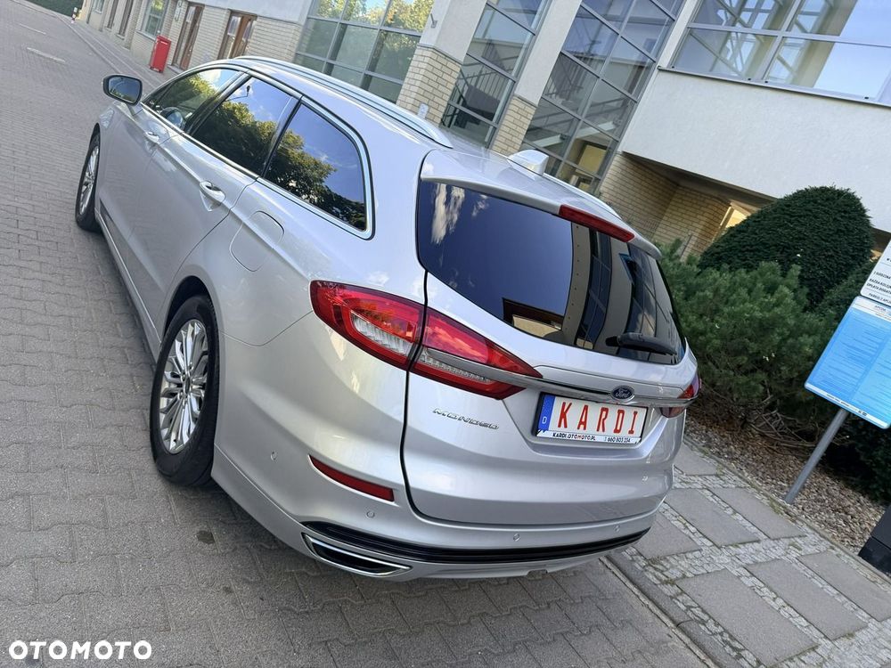 Ford Mondeo - 12