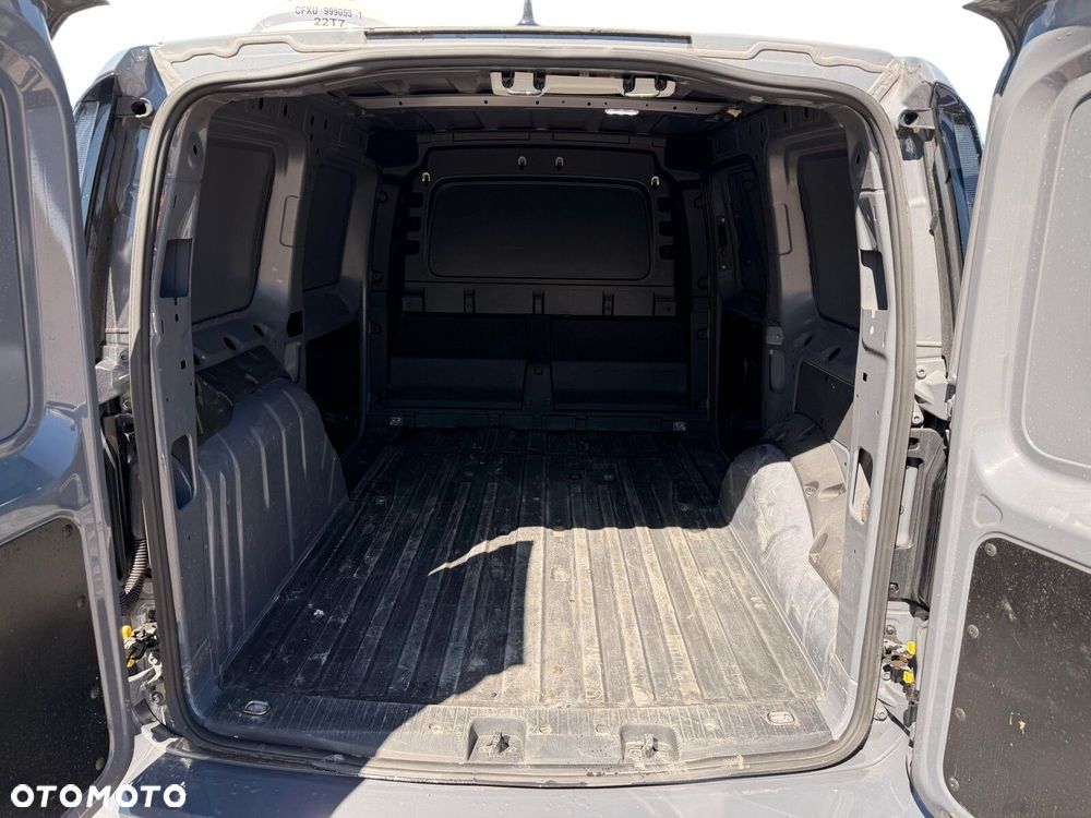 Volkswagen Caddy Maxi - 12