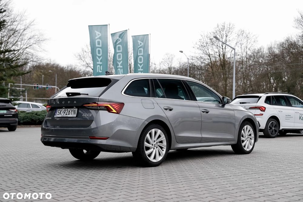 Skoda Octavia 2.0 TDI Style DSG - 8