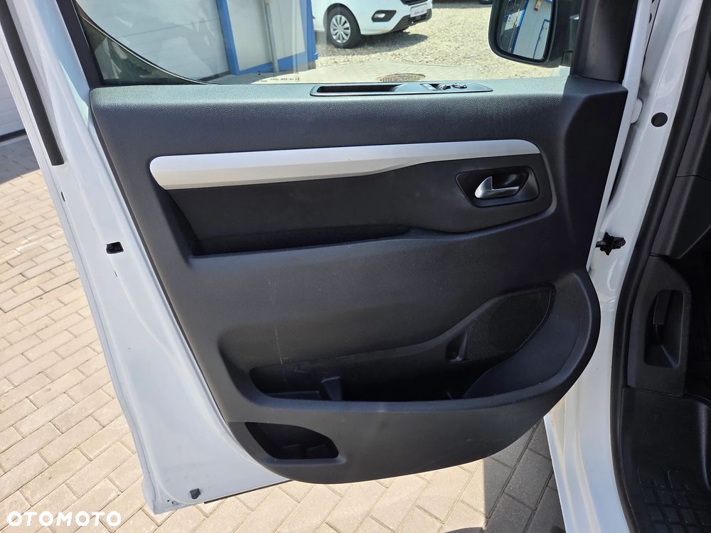 Opel Vivaro Extra Long 3,0t (bryg.) - 11