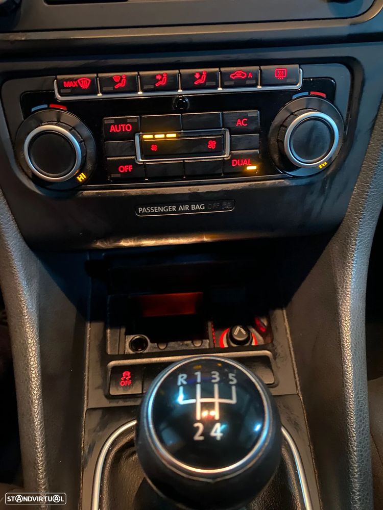 VW Golf Variant 1.6 TDi Confortline - 13