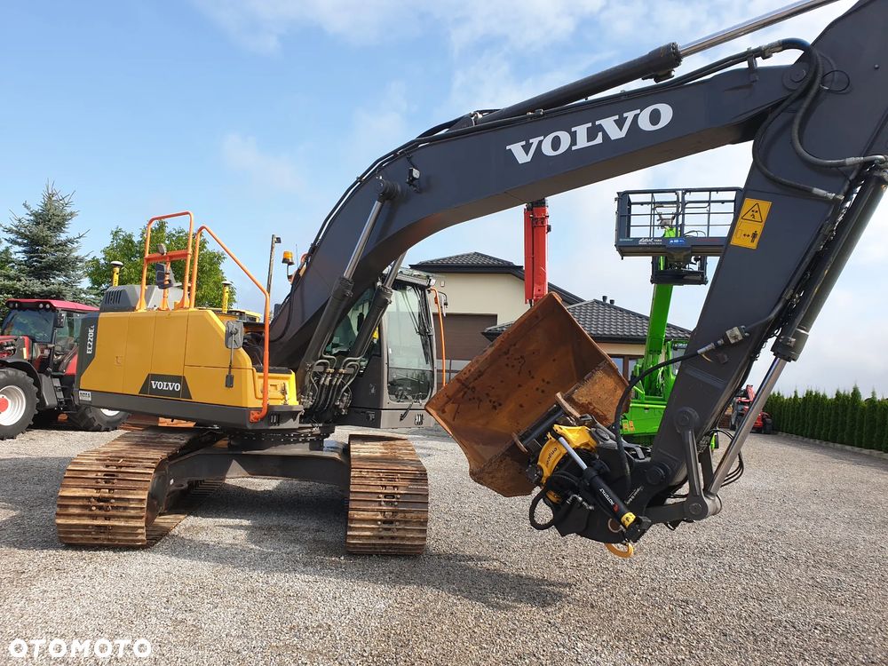 Volvo EC 220E ROTOTILT/SCCZYPCE/GPS 3D SPROWADZONA SUPER STAN - 34