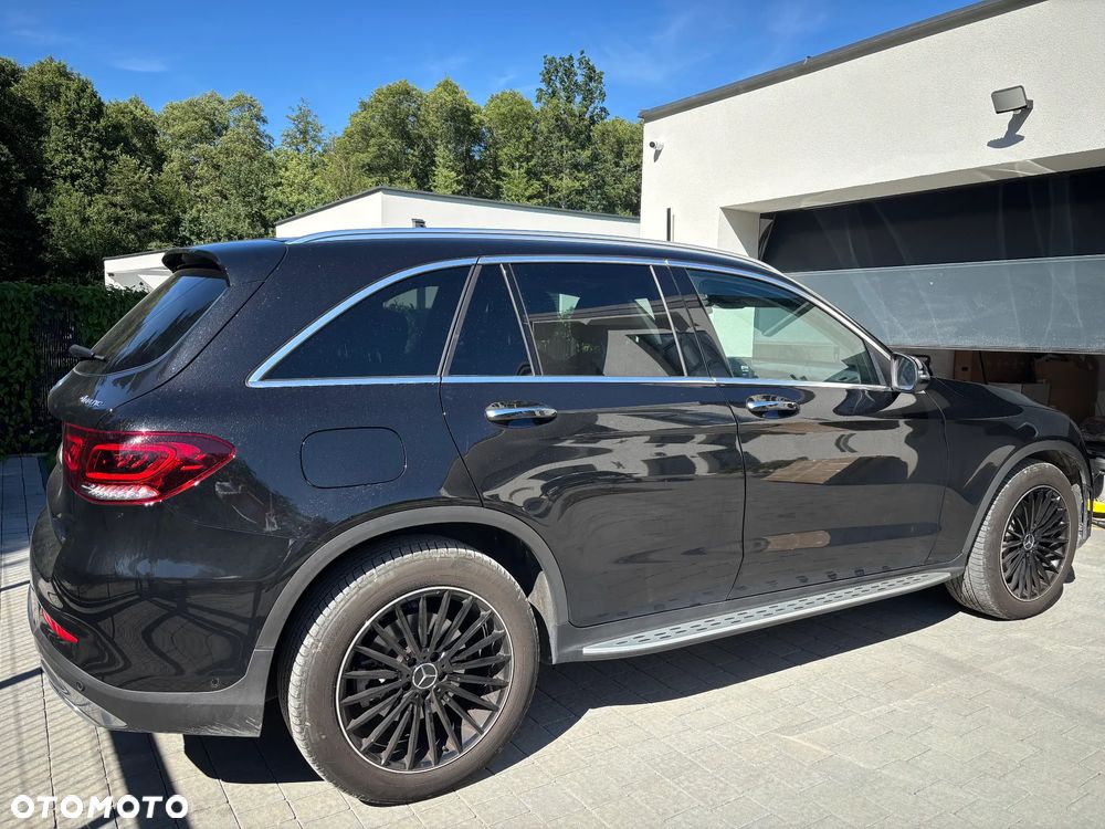 Mercedes-Benz GLC 200 d 4-Matic Business Edition - 3