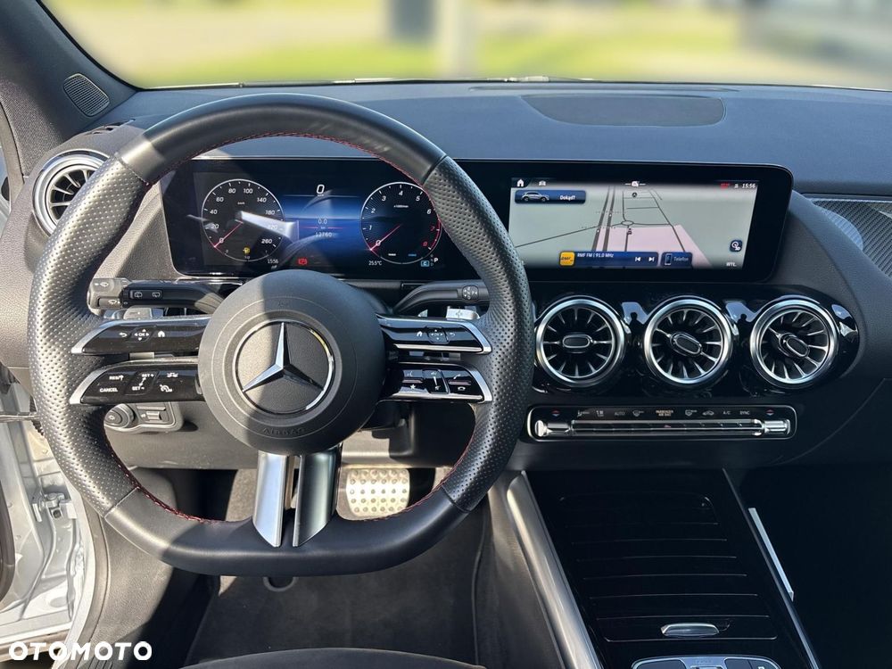 Mercedes-Benz GLA 200 mHEV AMG Line 7G-DCT - 13