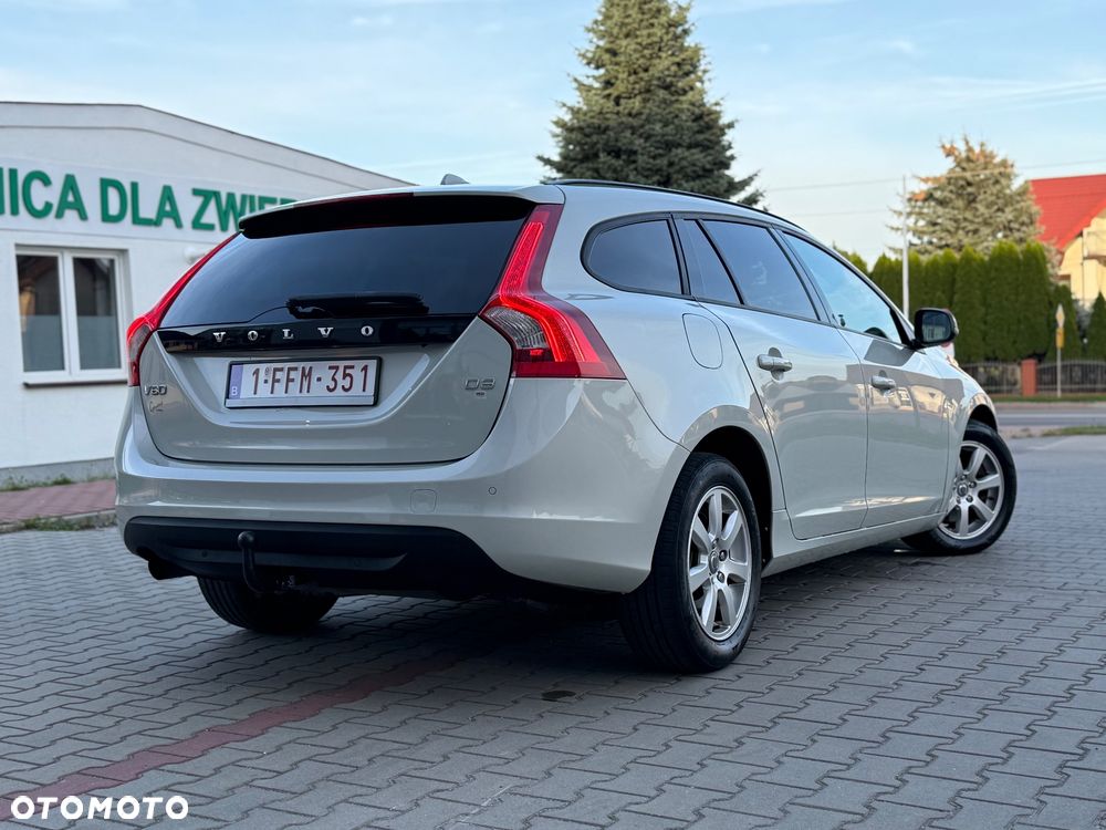 Volvo V60 D3 Momentum - 15