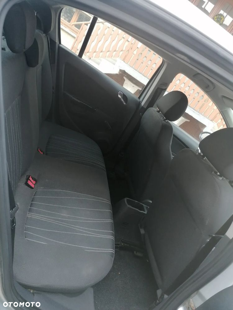 Opel Corsa 1.2 16V - 6