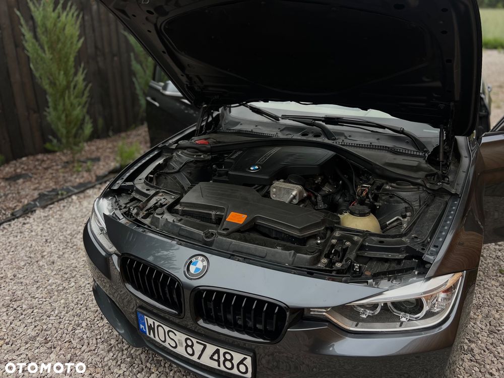 BMW Seria 3 328i Modern Line - 14