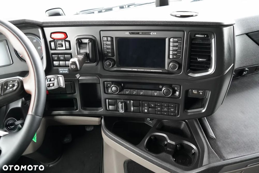 Scania R 500 / RETARDER / KLIMA POSTOJOWA /  CAŁA NA PODUSZKACH / NAVI - 29