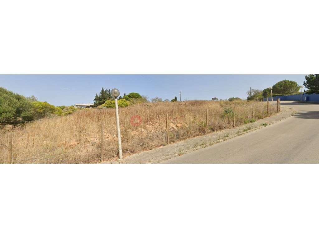Terreno Urbano de 3.130m² em Luz, Lagos - Oportunidade de Investimento - Grande imagem: 3/5