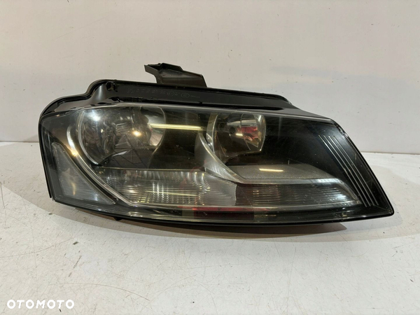 AUDI A3 8P LCI Lampa przednia zwykła Prawa - 14013