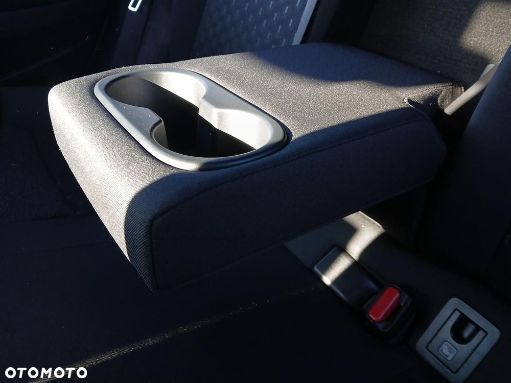 Toyota Corolla - 41