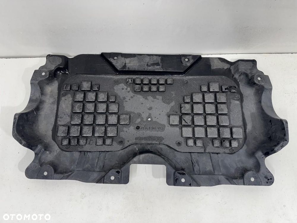 Osłona Płyta pod silnik Mercedes c klasa 205 a2055240223 - 1