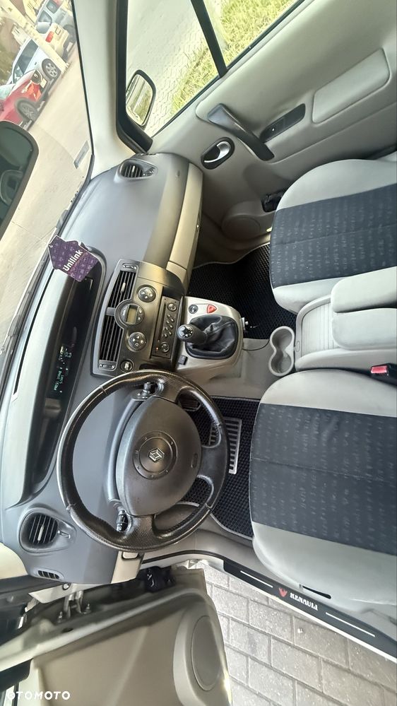 Renault Scenic - 7