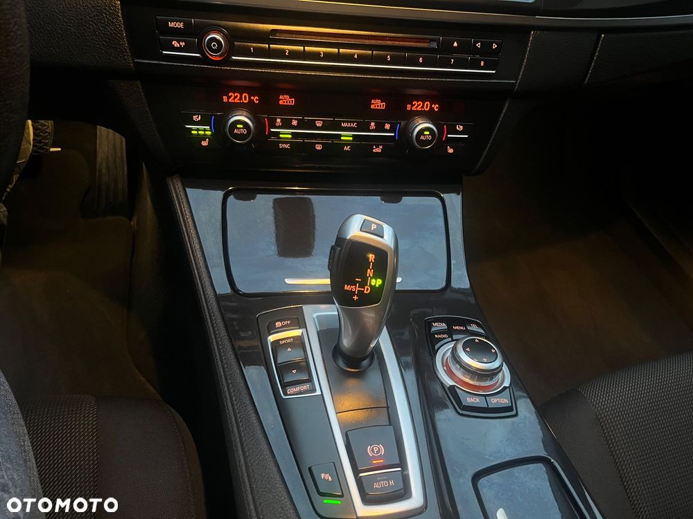 BMW Seria 5 520d - 17