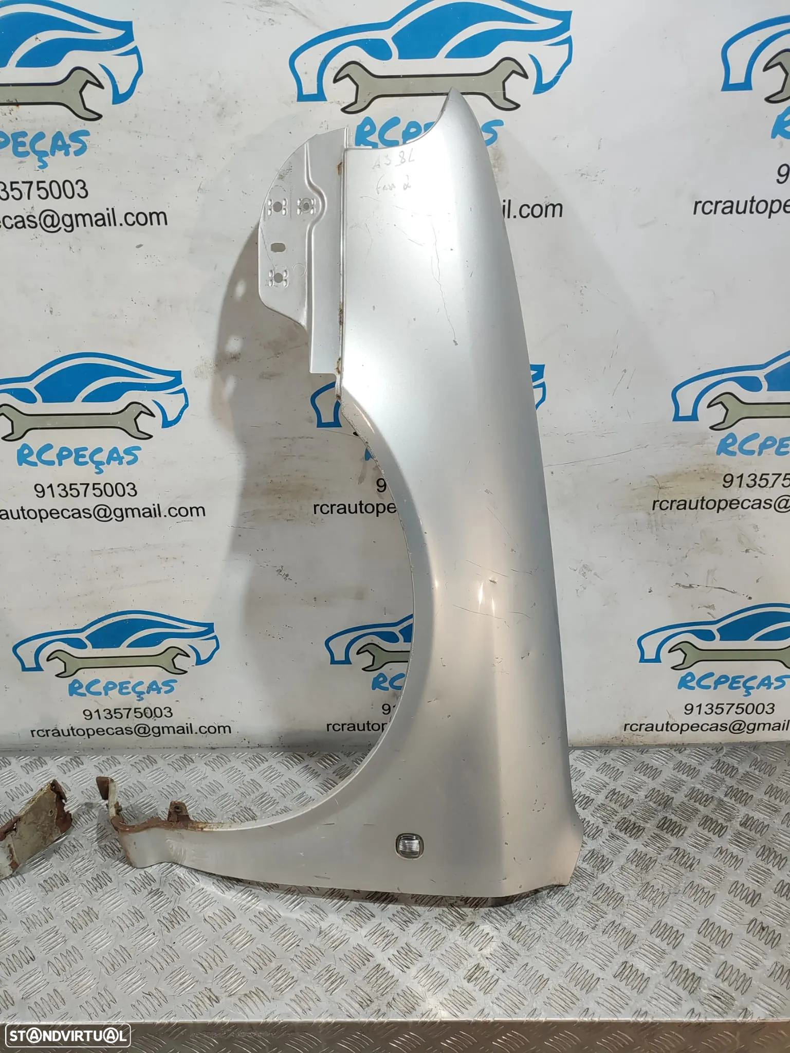 Guarda Lamas Direito Original Audi A3 - 8L Fase 2 - 4