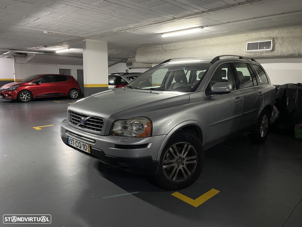 Volvo XC 90 2.4 D5 7L Nivel 2 Geartronic - 1