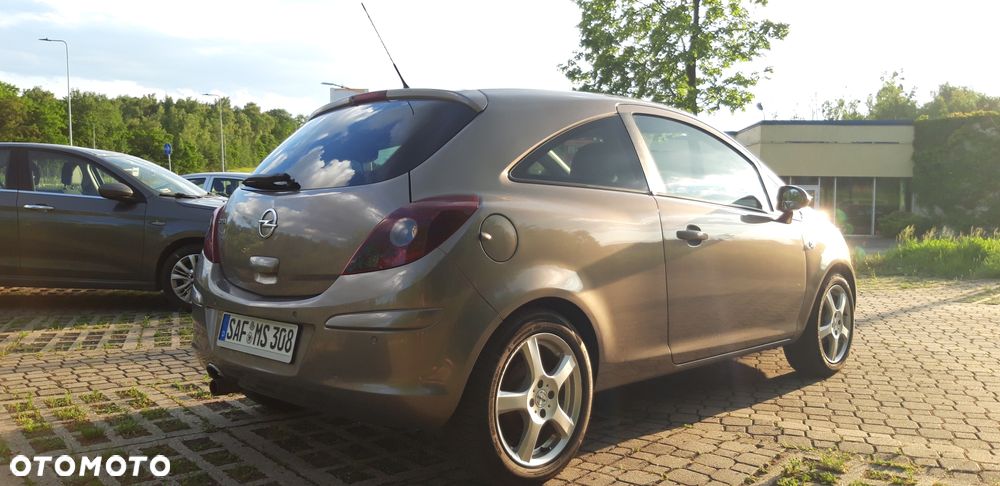 Opel Corsa 1.4 16V Color Elegance - 3