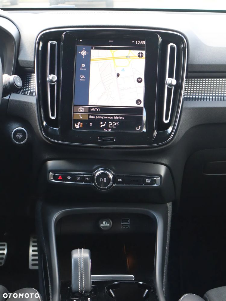 Volvo XC 40 D4 AWD R-Design - 13