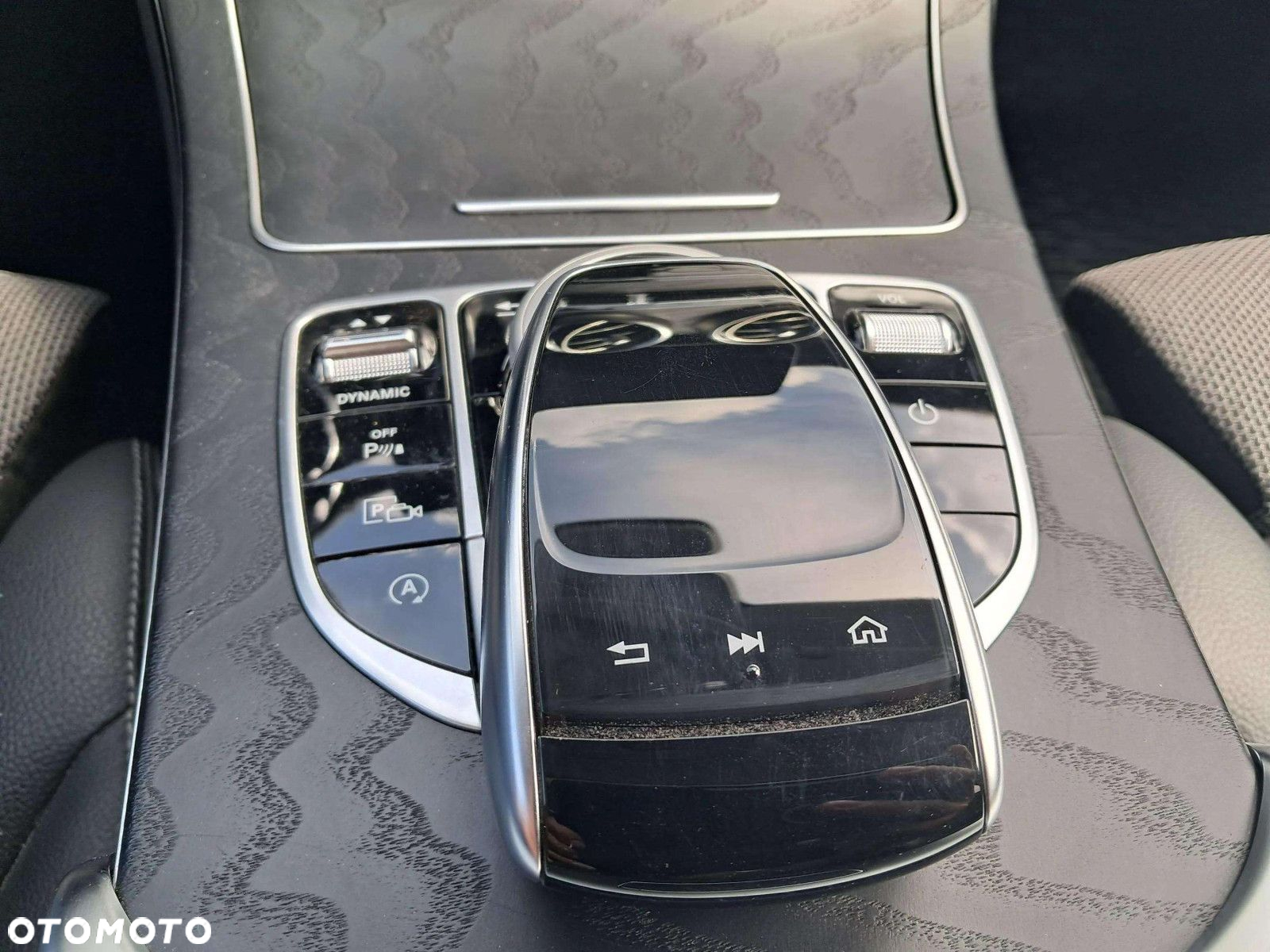 Mercedes-Benz Klasa C 220 d 4MATIC 9G-TRONIC - 13