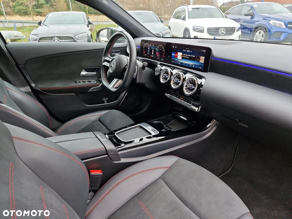 Mercedes-Benz Klasa A 200 AMG Line 7G-DCT - 12