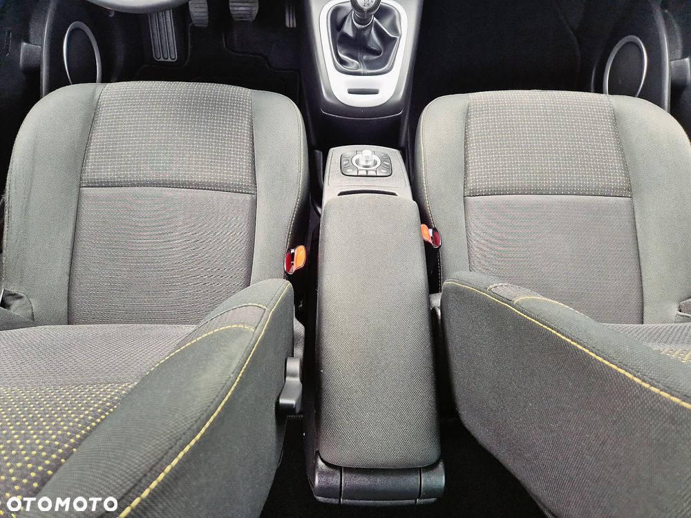 Renault Scenic TCe 130 Dynamique - 25