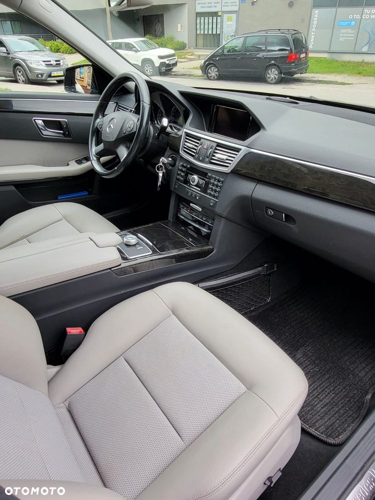 Mercedes-Benz Klasa E 350 CDI 4-Matic Avantgarde - 16