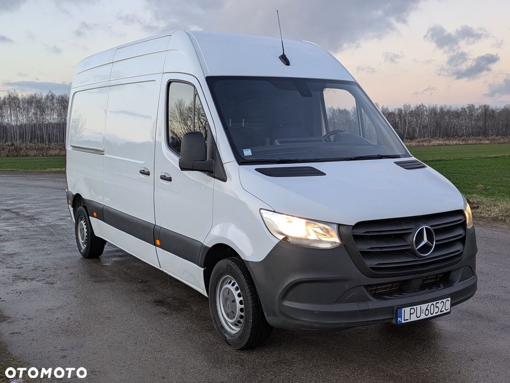 Mercedes-Benz Sprinter - 5