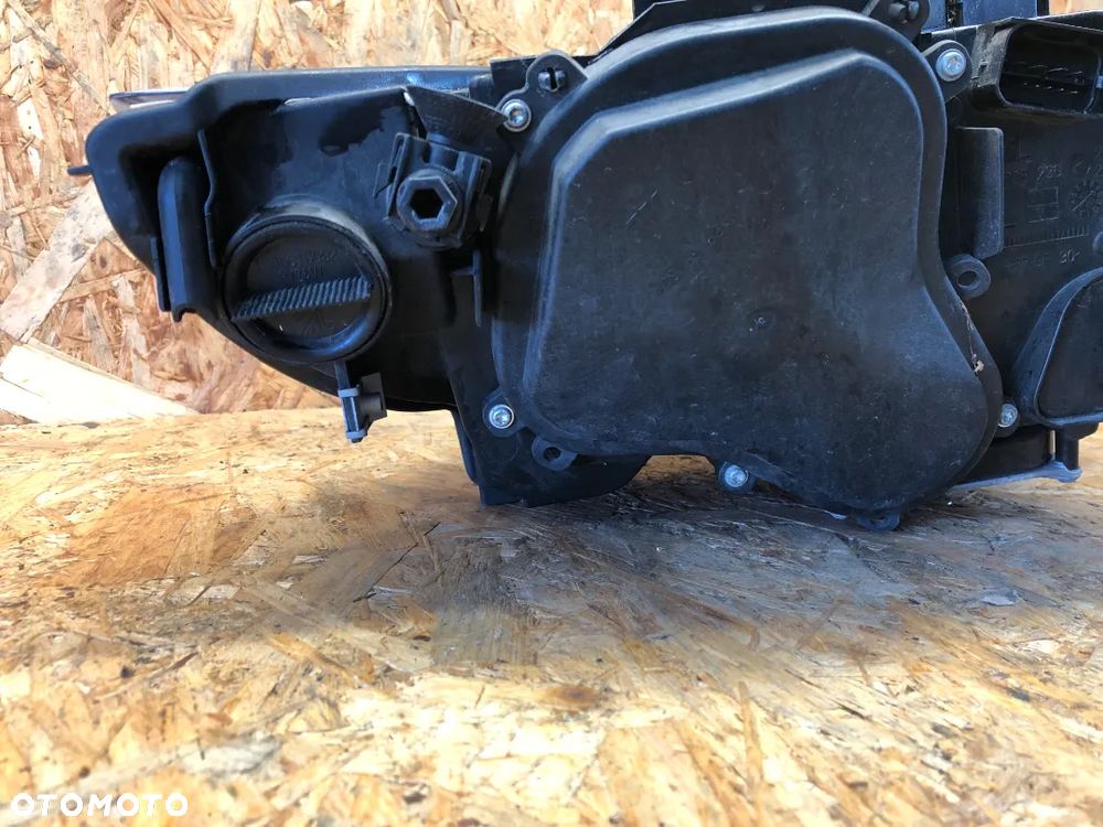 LAMPA BIXENON PRZEDNIA LEWA PRAWA BMW E92 E93 EUROPA - 8