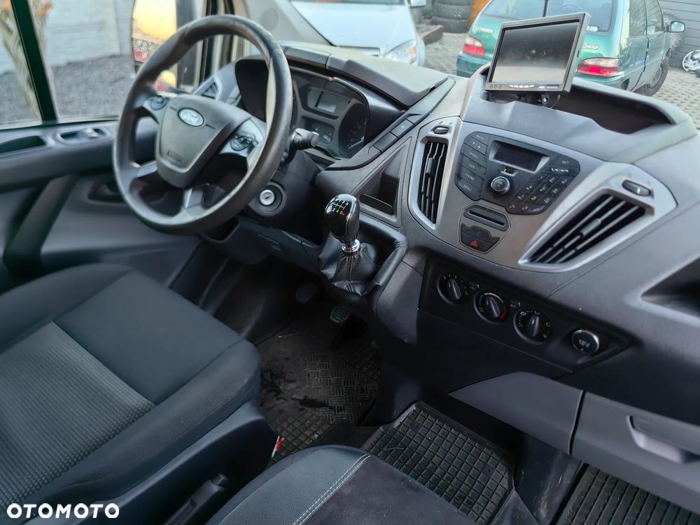 Ford TRANSIT CUSTOM - 16