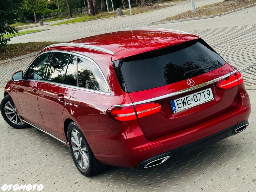 Mercedes-Benz Klasa E 220 d 9G-TRONIC Exclusive - 14