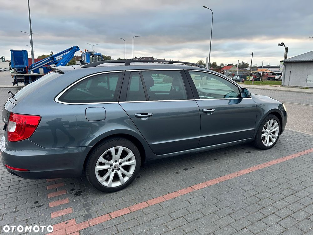 Skoda Superb 2.0 TDI Active DSG - 5