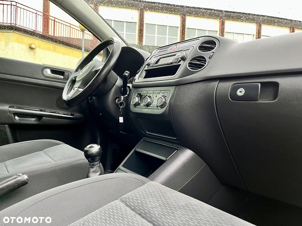 Volkswagen Golf Plus 1.6 Comfortline - 12