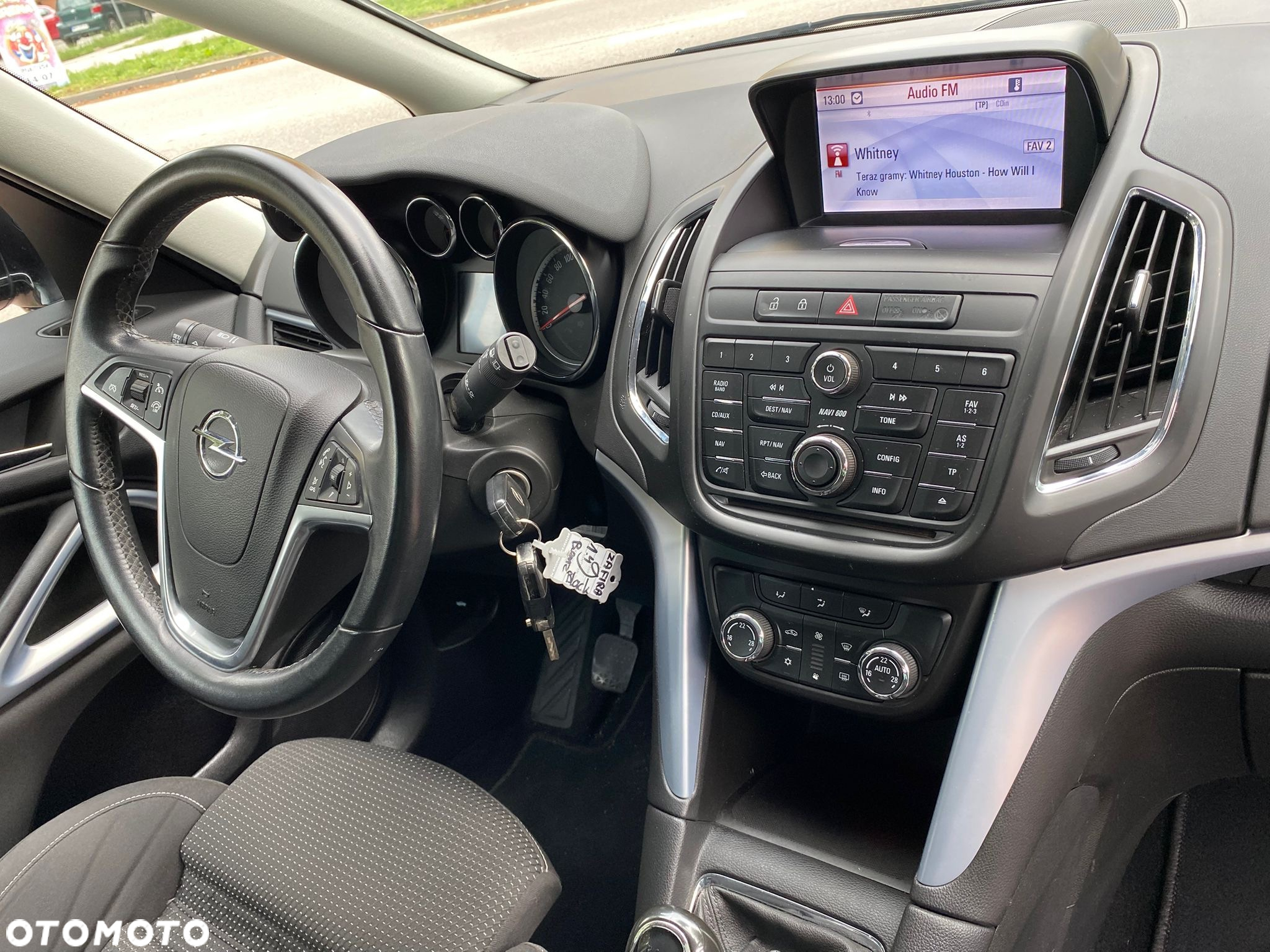 Opel Zafira 1.4 Turbo Business Edition - 27