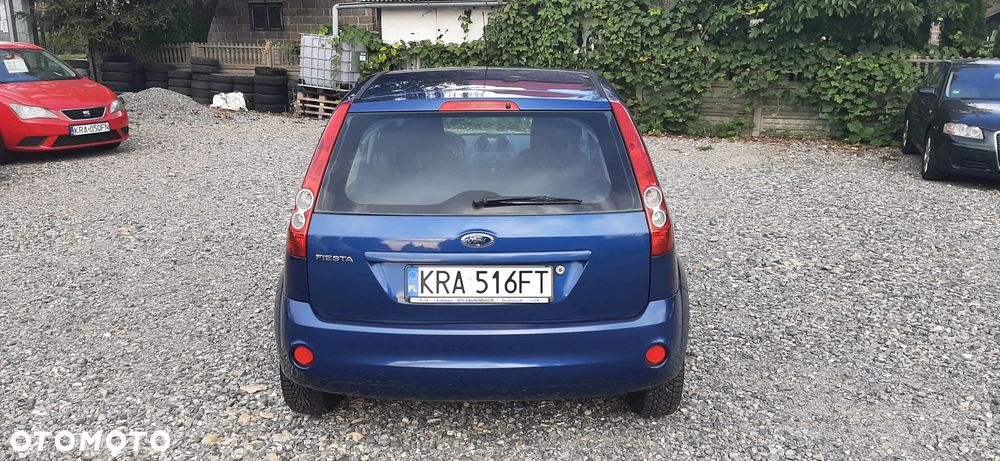 Ford Fiesta - 8