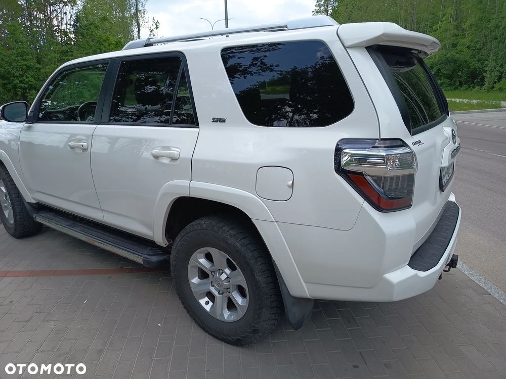 Toyota 4-Runner - 13