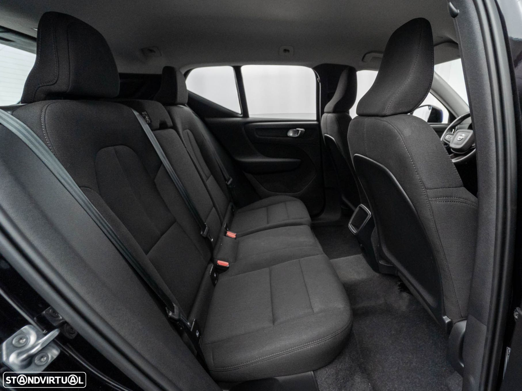 Volvo XC 40 1.5 T2 Momentum - 38